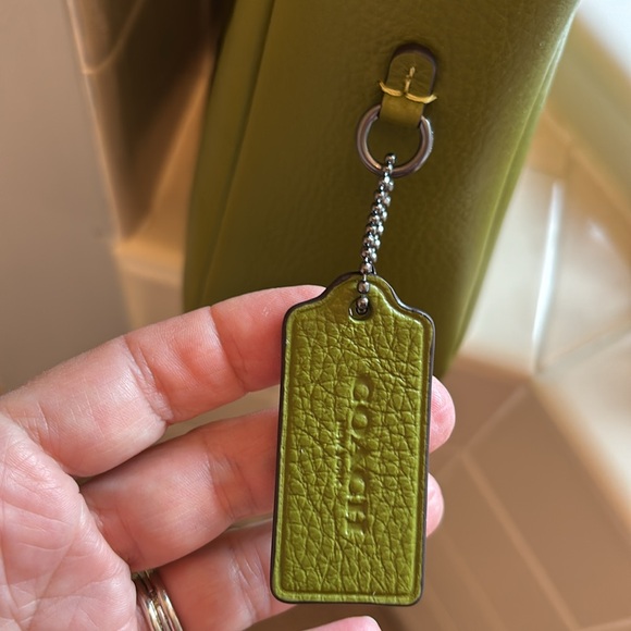 Coach Hadley Convertible Crossbody Bag CW002 Gunmetal/Bright Olive NWOT - Picture 2 of 5